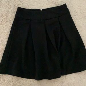 Pleated skirt